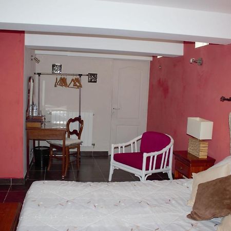 Hotel Clot De Felines Chambre Spacieuse Entrevaux Exteriér fotografie